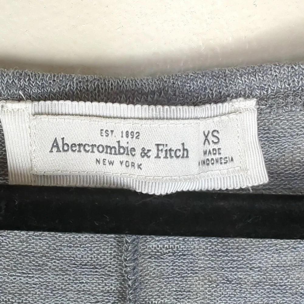 Abercrombie Cropped Top